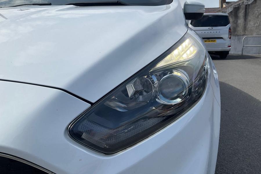 Ford S-MAX Photo autoimg-91fab8f03e3a51ce8f4dcbc9faa9c0428058d63f.jpg