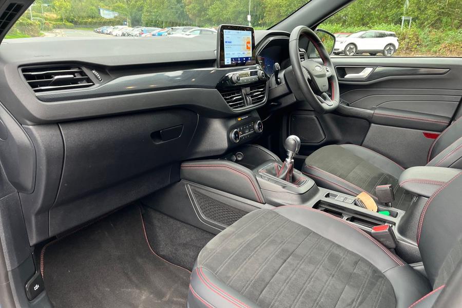 Ford Kuga Photo autoimg-91fc90dda211fed591514b1446b88207893e3338.jpg