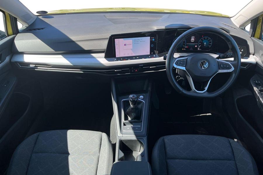 Volkswagen GOLF Photo autoimg-91fe9736a82f228e1ca8e856c1f64019b1afb2d2.jpg