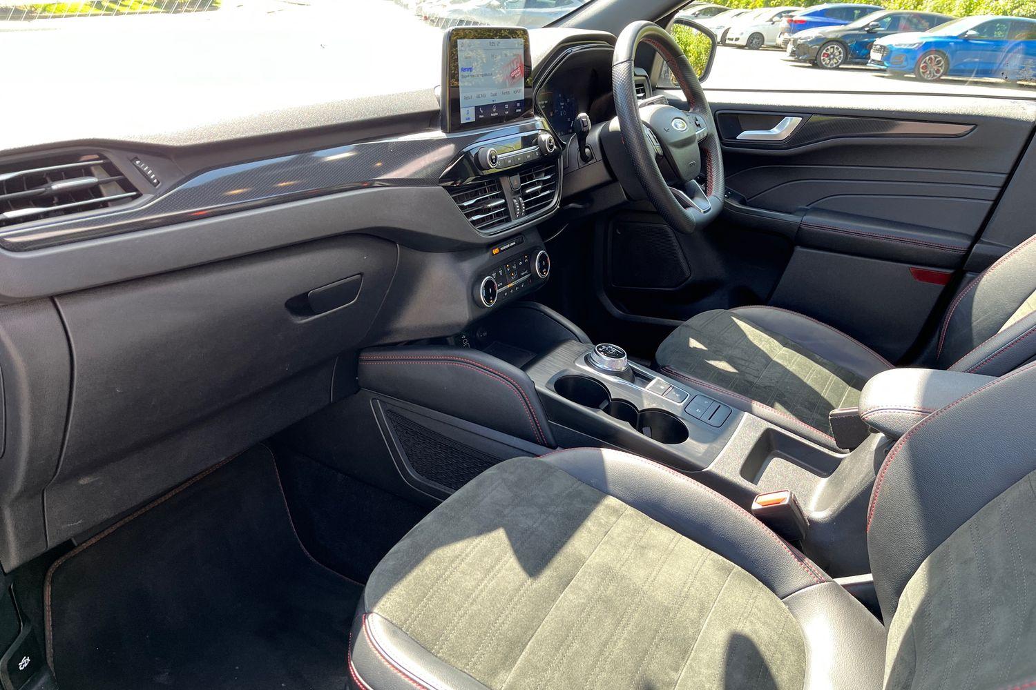 Ford KUGA Photo 17