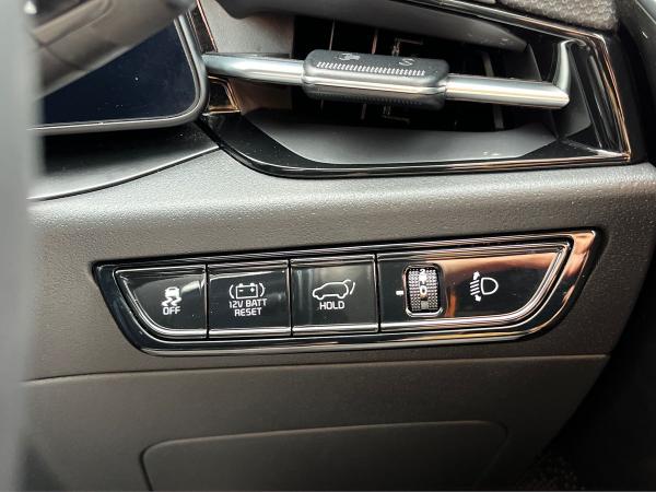 Kia Niro Photo autoimg-92076998e856111fbe978ec2cda4c582026ea72b.jpg