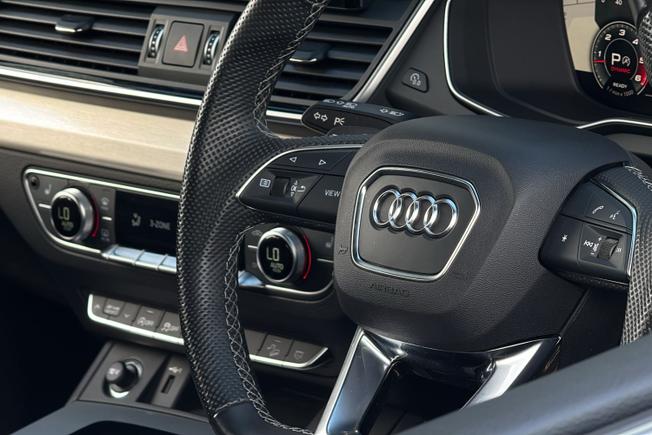 AUDI Sq5 Photo 40