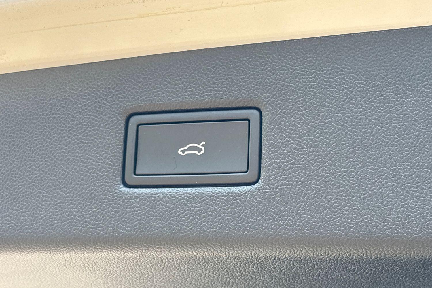 Ford Explorer Photo 15