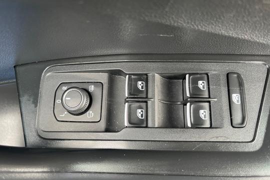 Volkswagen T-roc Photo autoimg-920aaa30b1fa2e9d4340bb27c884fac54fbfc457.jpg