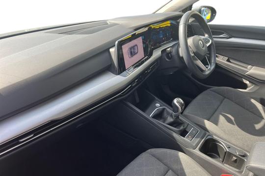 Volkswagen Golf Photo autoimg-920ab788cd584c89f40414debb92a104d0388007.jpg