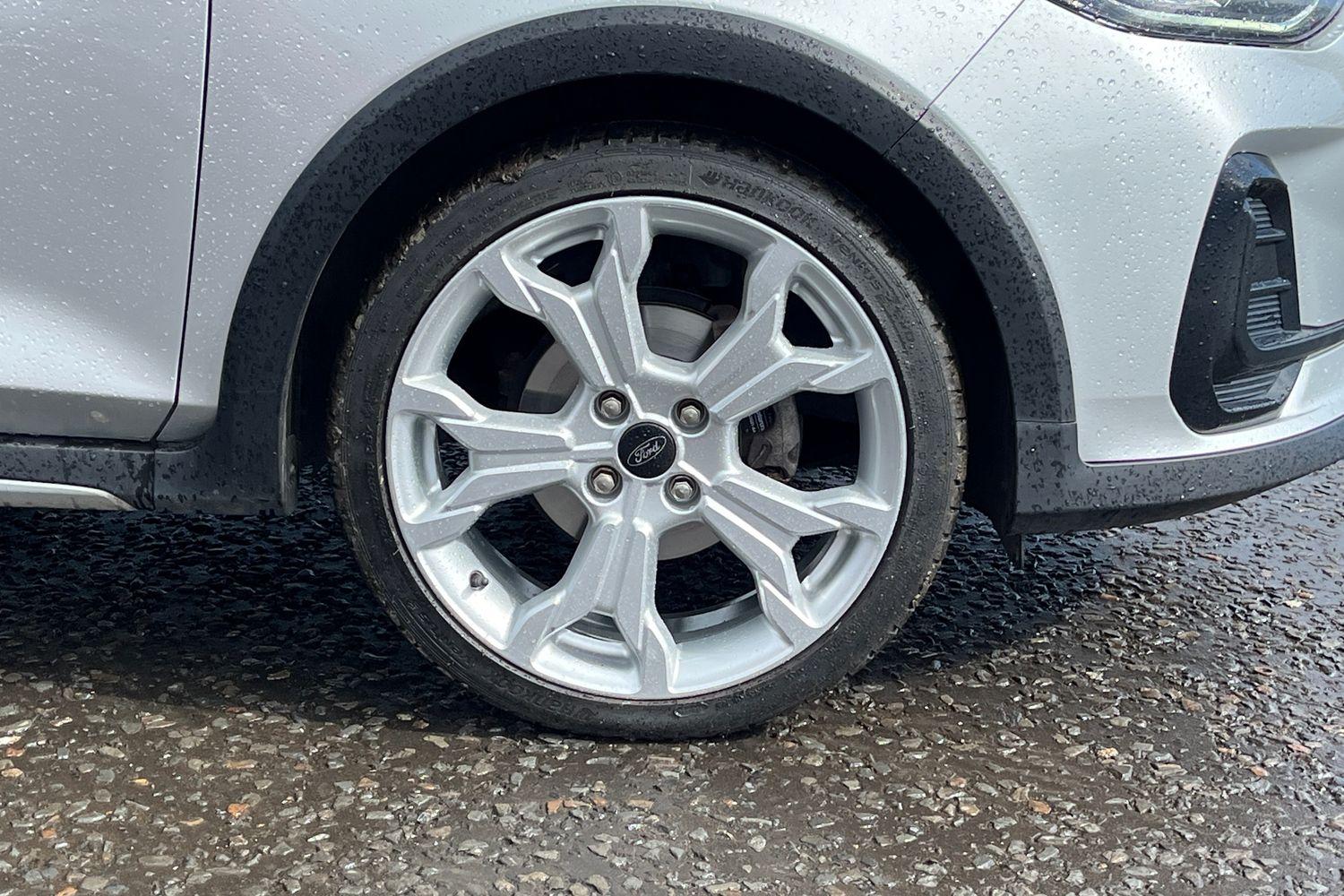 Ford FIESTA Photo 7