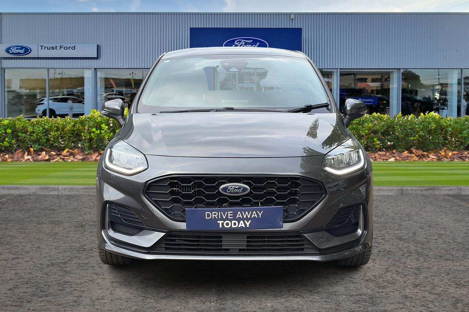 Ford Fiesta Photo 5