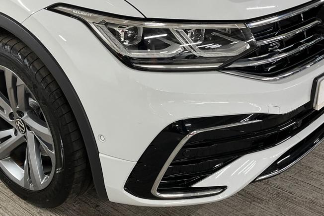 VOLKSWAGEN Tiguan Photo 19