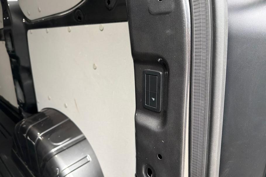 Used Ford TRANSIT CUSTOM WR24EFS 15