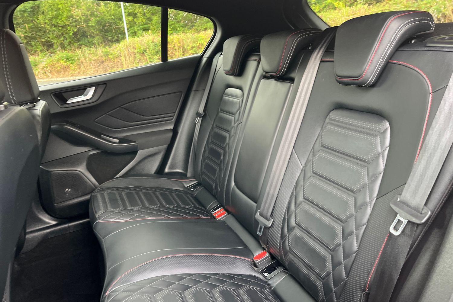 Ford Focus Photo 34