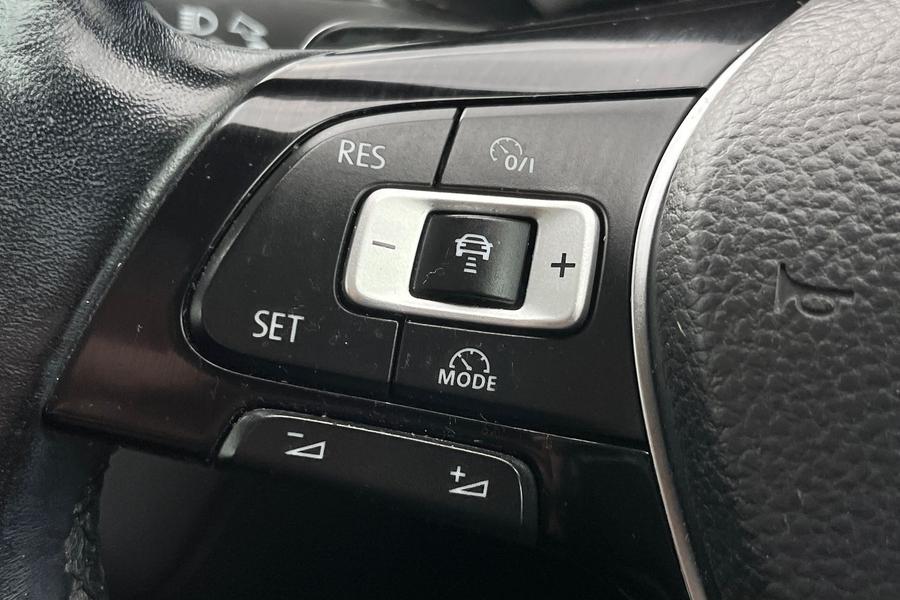 Volkswagen Tiguan Photo autoimg-921e36e90d2592a8065470c38ecf1a4f4125c98d.jpg
