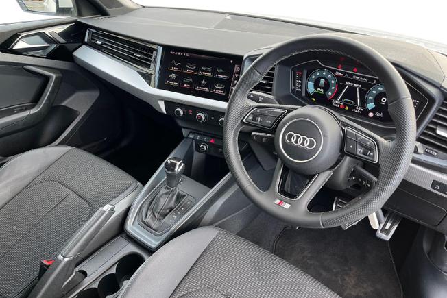Audi A1 Photo 6