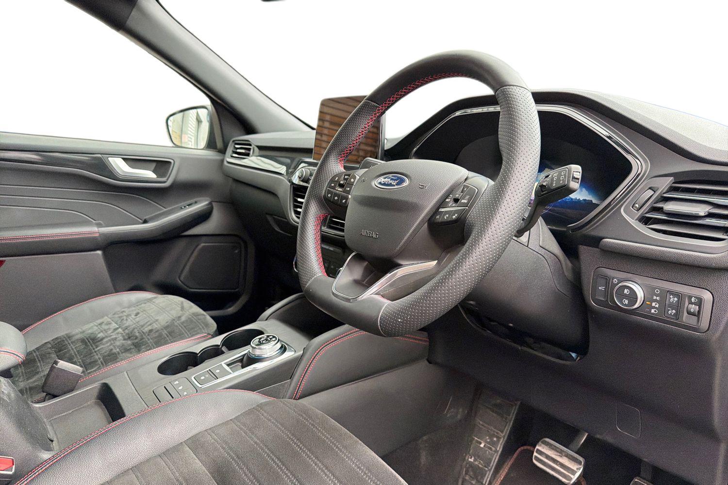 Ford KUGA Photo 8