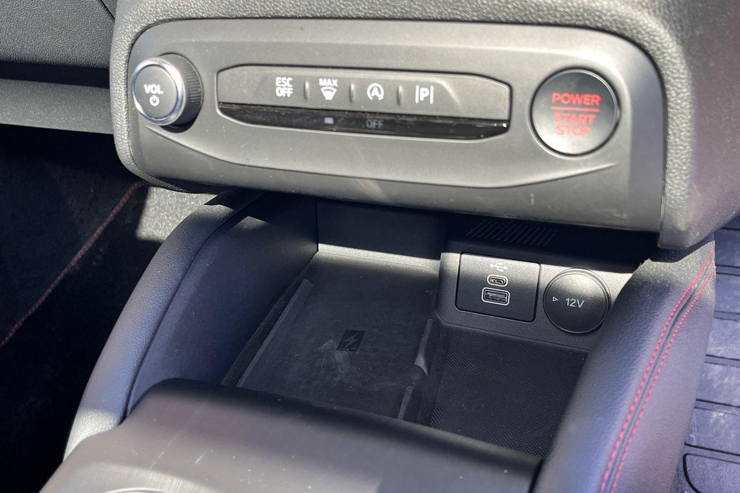 Ford Focus Photo 24