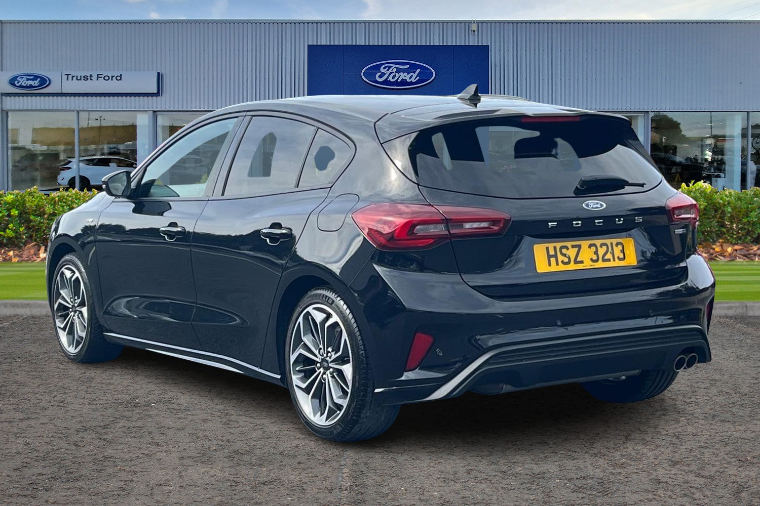 Ford FOCUS Photo 1