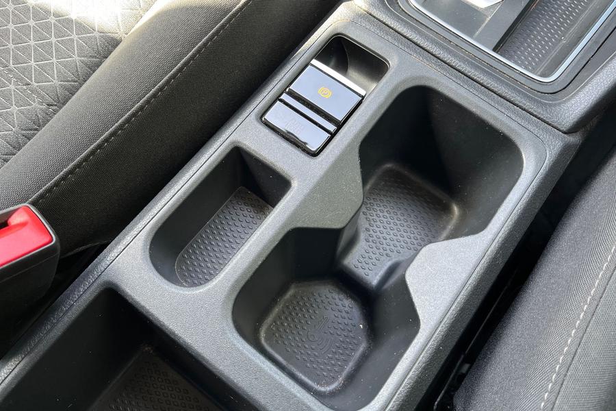 Ford TRANSIT CONNECT Photo autoimg-922cb42d287e06403f2b8fb2c4c8bbf48b6ff7ae.jpg