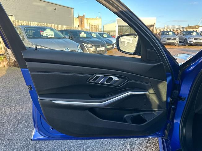 BMW 3 Series Photo 47