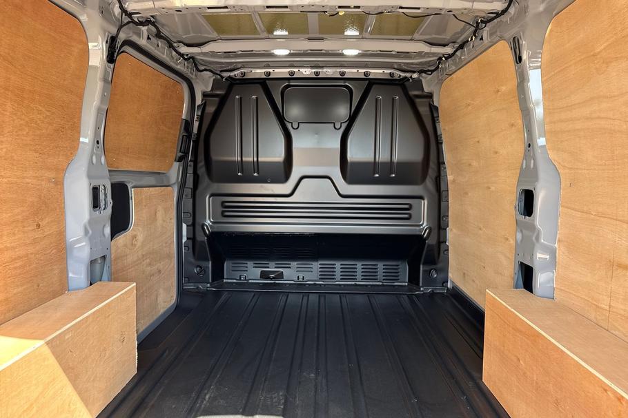 Used Ford E-TRANSIT CUSTOM RX26BFL 8
