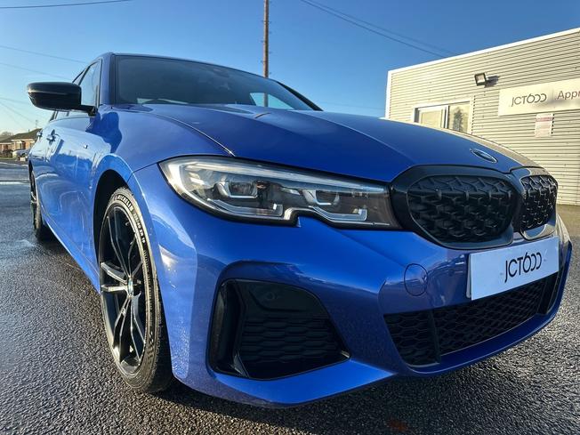 BMW 3 Series Photo 22