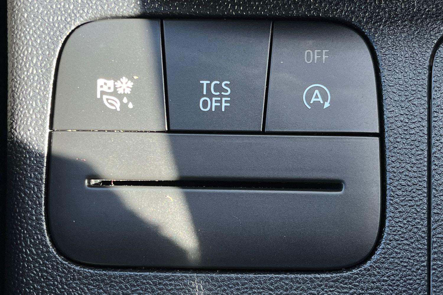 Ford FIESTA Photo 36
