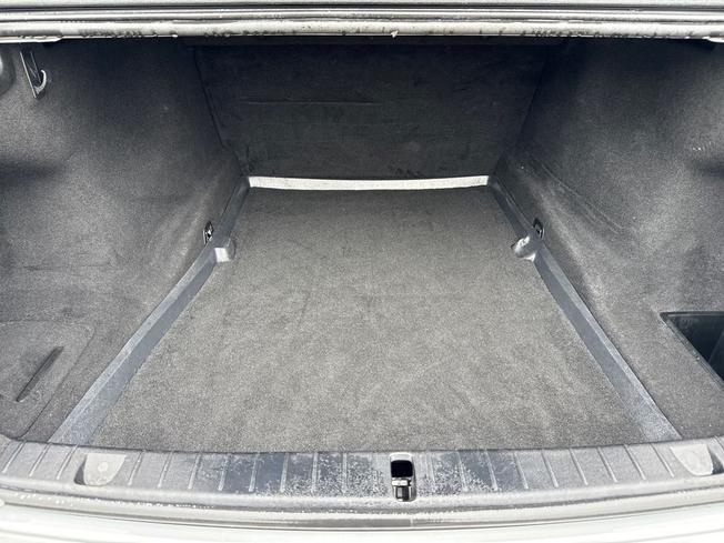 BMW 7 Series Photo 12