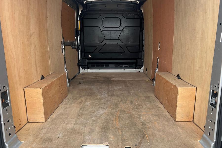 Ford TRANSIT Photo autoimg-923bdea4b0f9cb068f0acd87e660511e83f77f93.jpg