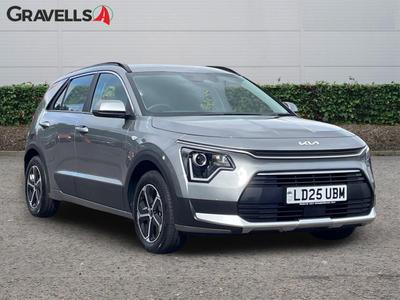 Used 2025 Kia NIRO 1.6h GDi 2 SUV 5dr Petrol Hybrid DCT Euro 6 (s/s) (127 bhp) Grey at Gravells