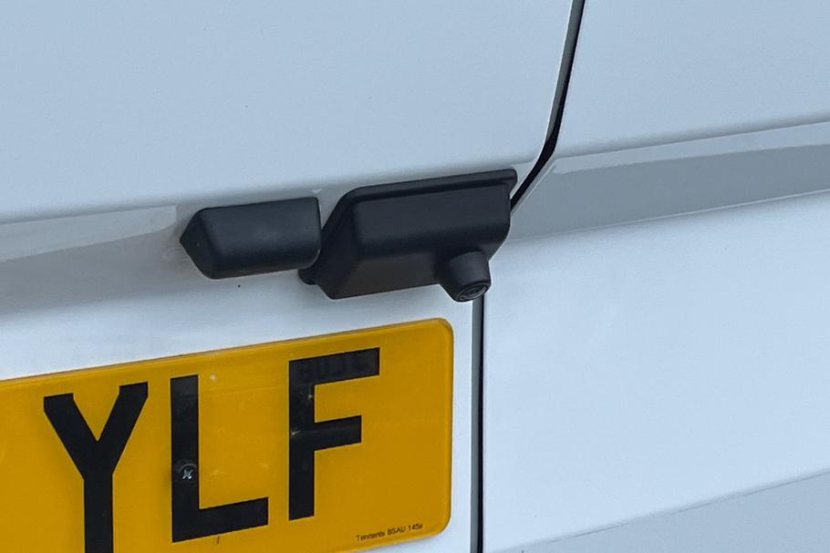 Used Ford TRANSIT CUSTOM RJ75YLF 32