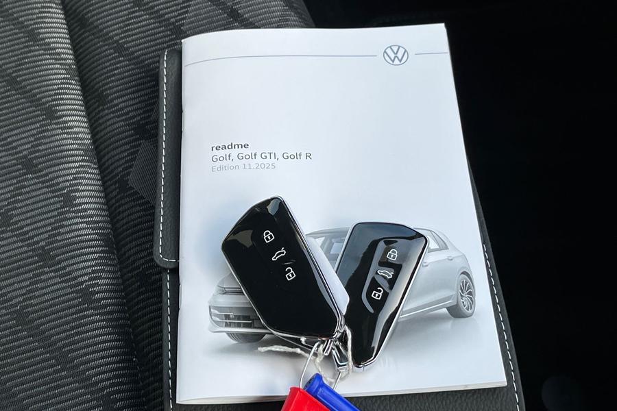 Volkswagen Golf Photo autoimg-923e80afb6b495cbfcc9b400e55f2b7dca9826a9.jpg
