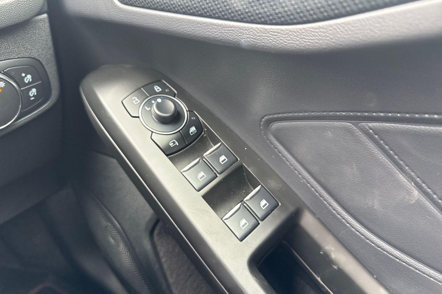Ford FOCUS Photo 15