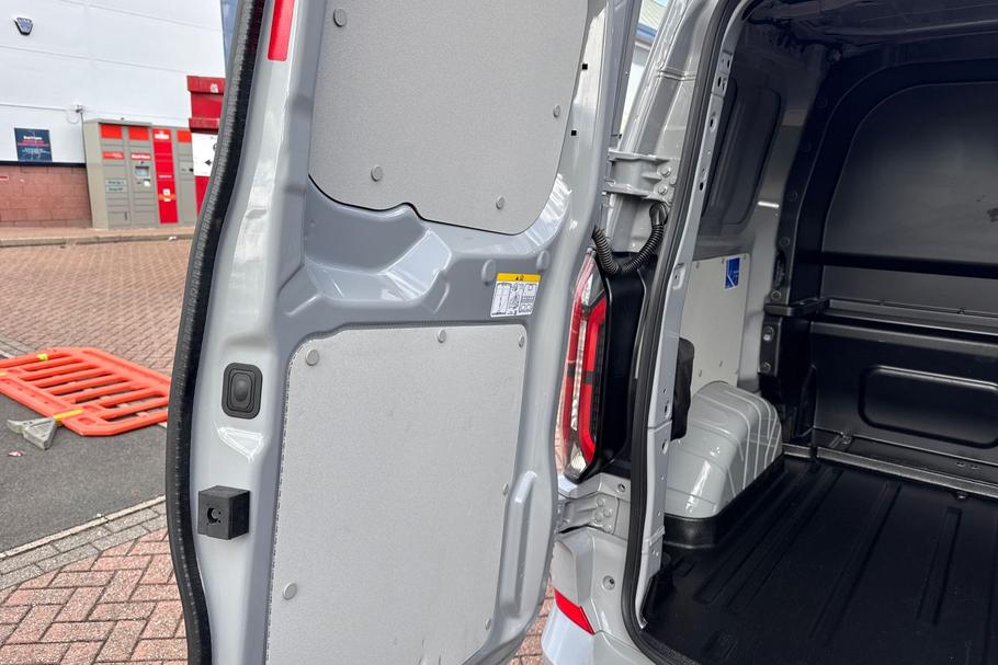 Used Ford TRANSIT CUSTOM BN26TOV 9