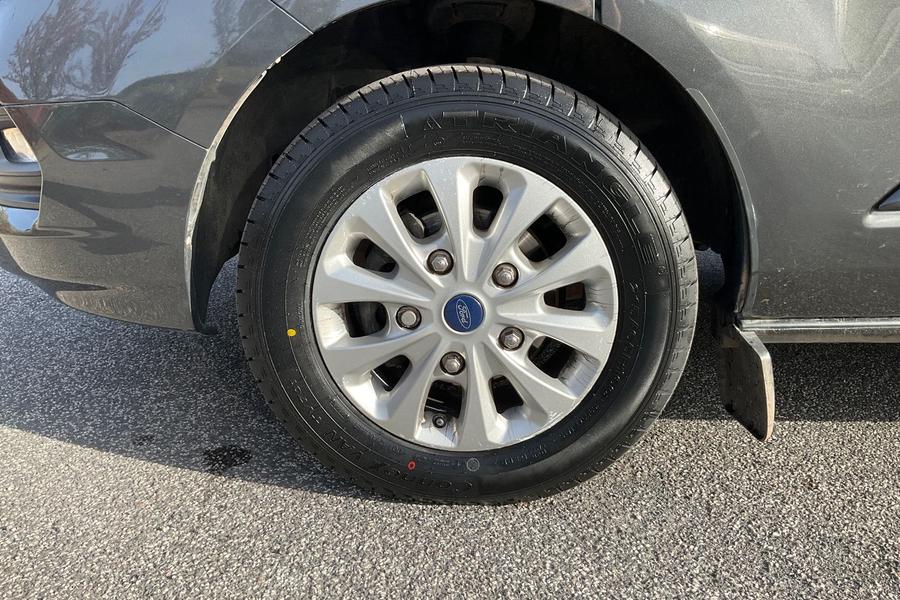 Ford Transit Custom Photo autoimg-92454d4150fe7e7ec9d5859b83b7b793ceb214c5.jpg