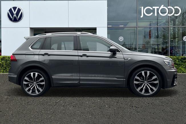 VOLKSWAGEN Tiguan Photo 4