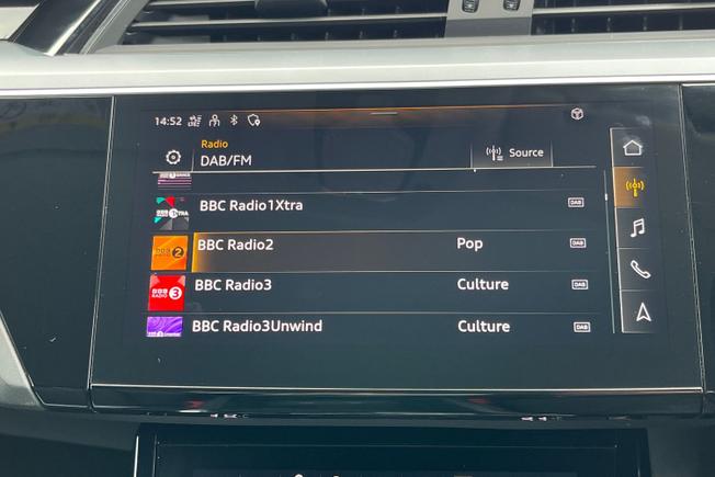 Audi e-tron Photo 13
