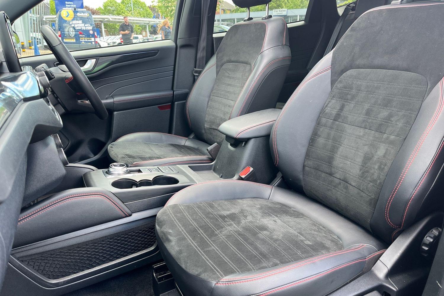 Ford Kuga Photo 18
