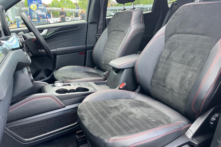 Ford Kuga Photo autoimg-924efb39daaa8e172ca79496497966a930798ae5.jpg