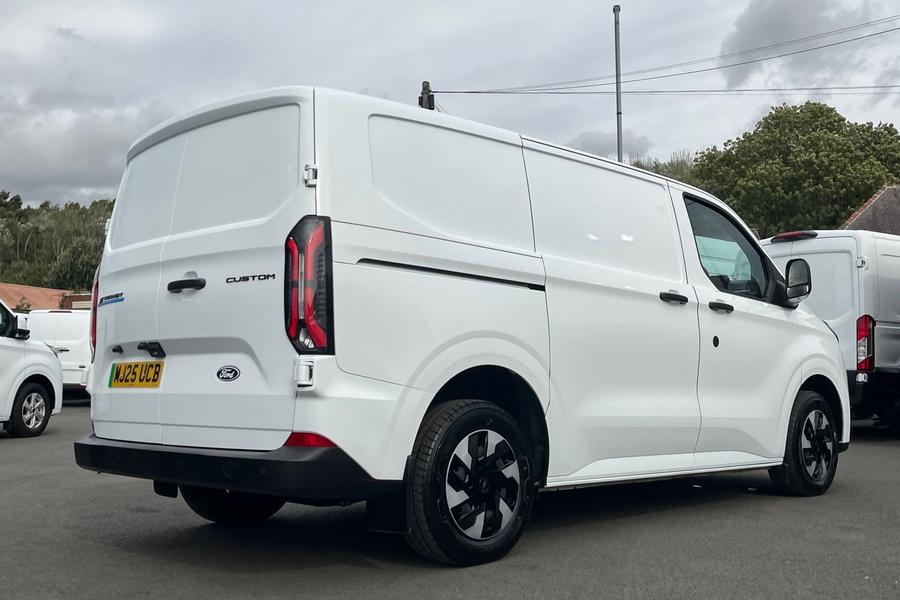 Ford E-TRANSIT CUSTOM Photo autoimg-925058a6b981a217e7b559515b0cf91cba6594b1.jpg