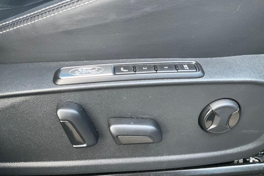 Ford Explorer Photo autoimg-9253237a0e7d43f028fcb1df1f5d6807c4a41955.jpg