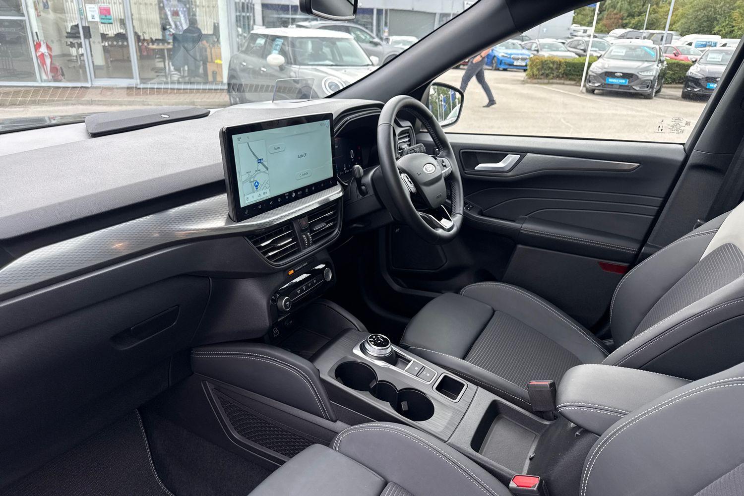 Ford KUGA Photo 17