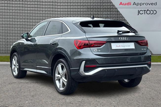 AUDI Q3 Photo 3