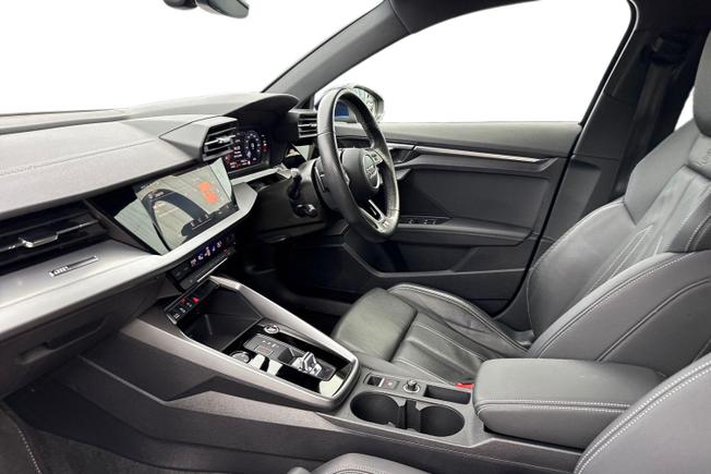 AUDI A3 Photo 2