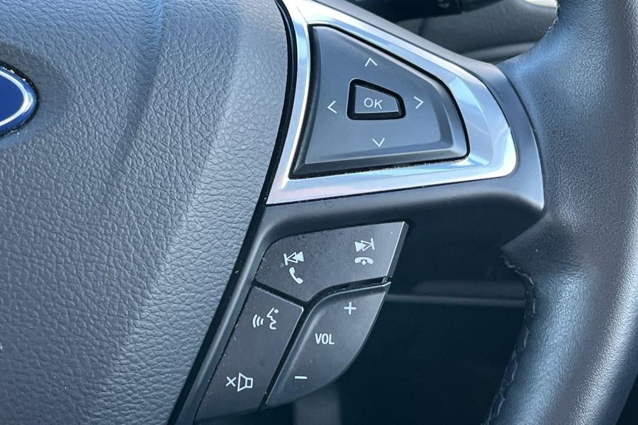 Ford GALAXY Photo autoimg-9262a9dec57f20f2f35e75c75d2b4a7d138a1aab.jpg