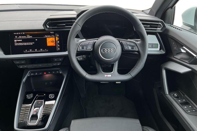Audi A3 Photo 11