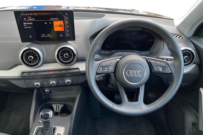 AUDI Q2 Photo 12
