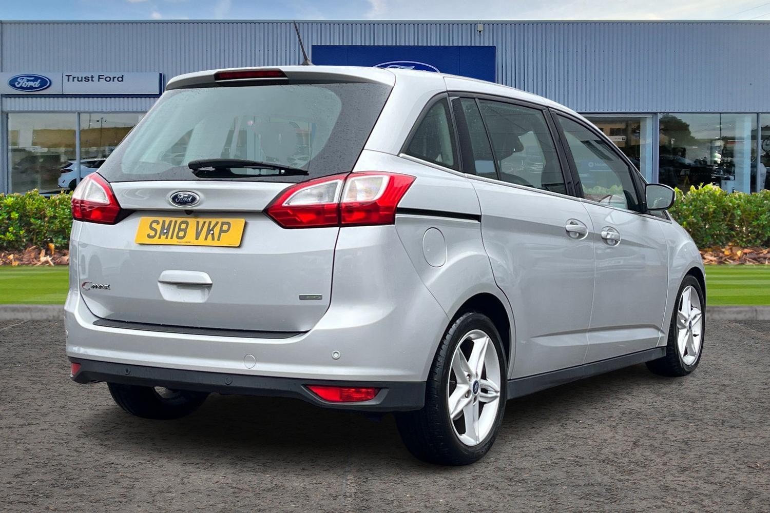 Ford GRAND C-MAX Photo 3