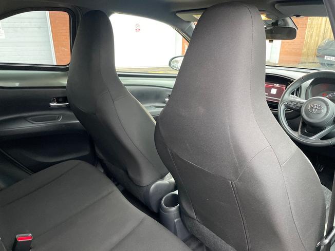 TOYOTA Aygo X Photo 29