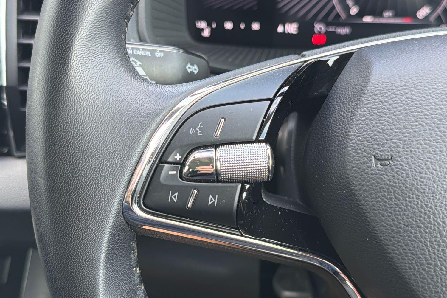 Skoda KAROQ Photo 39