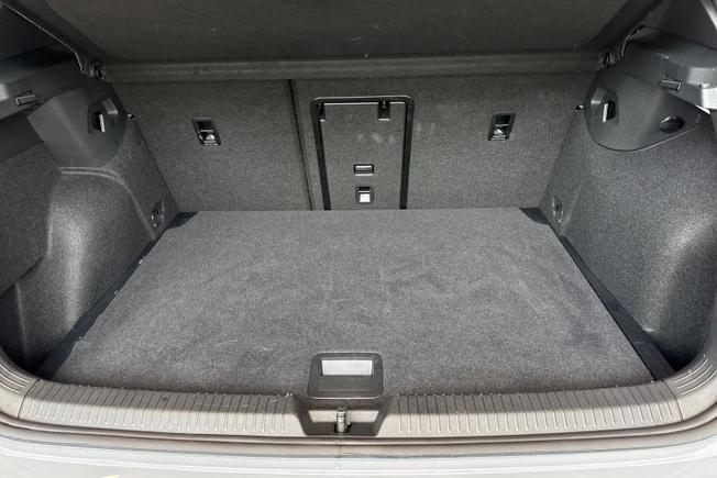 Volkswagen Golf Photo 12