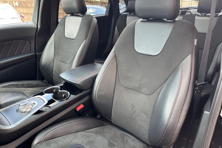 FORD EDGE Photo autoimg-926e03042ceb37d0e7a6a427035544328bf52f94.jpg