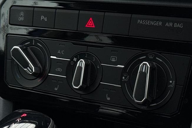 VOLKSWAGEN T-Cross Photo 22